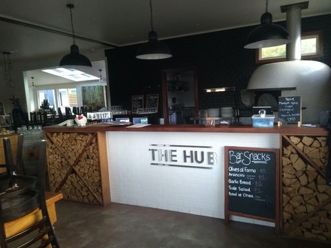 The Hub - Pizza And Beer - Hobart Tourism 1