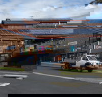 CrescentHead Taven - Hobart Tourism