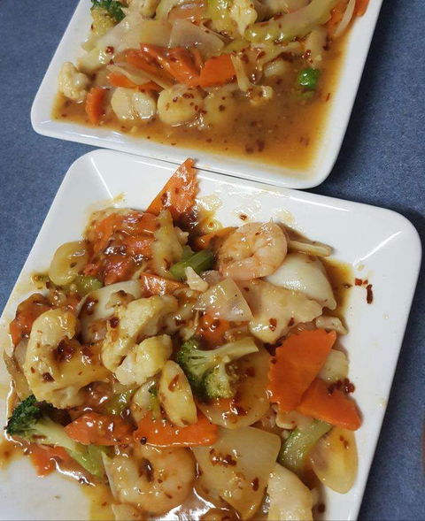 Harvest Lakes BBQ Chinese - Hobart Tourism 0