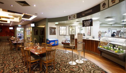 Victoria Point Tavern - Hobart Tourism 0