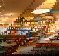 FIRESTONE Kitchen  Bar - Revesby Workers' - Tourism TAS