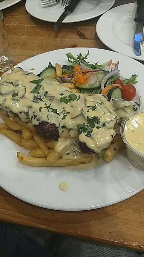 HIYC Cafe & Restaurant - Tourism TAS 0