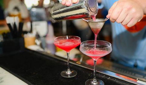Scarborough Beach Bar - Hobart Tourism 5