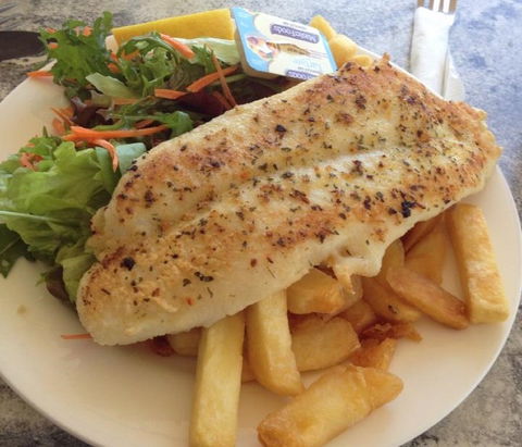 Three Fish Cafe - Tourism TAS 1