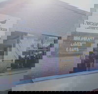 Woodpecker Coffee Co - Tourism TAS