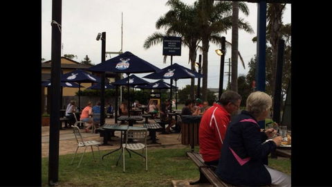 Shoalhaven Heads Hotel - Hobart Tourism 0