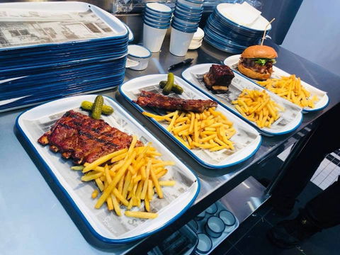 American Bar & Grill - Hobart Tourism 0