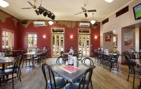 Hahndorf's Fine Chocolates - Montrose - Tourism TAS 0