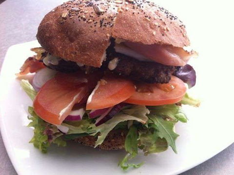 M&M Burger Bar And Take Away - Tourism TAS 0