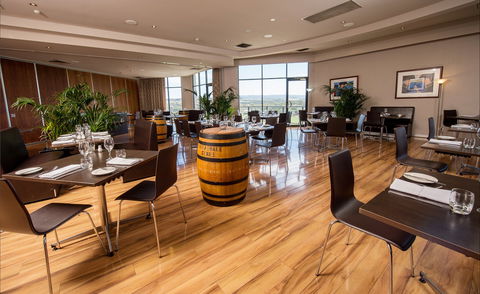 Baudins Restaurant At McCracken Country Club - Hobart Tourism 2