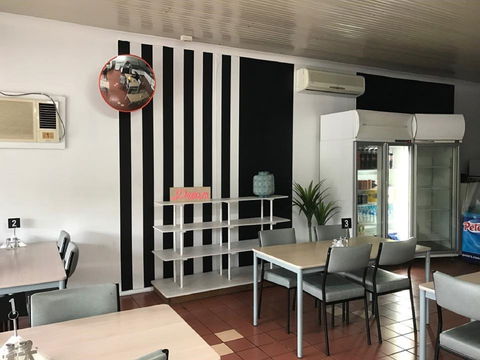 Cafe On West - Closed - Hobart Tourism 0
