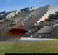 Cannibal Creek Vineyard - Hobart Tourism