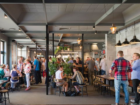 Beer DeLuxe Albury - Hobart Tourism 0