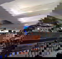 Carl's Jr. - Brisbane Airport - Tourism TAS