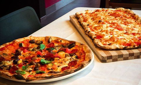 Bonnie And Clydes Pizzaria - Tourism TAS 7