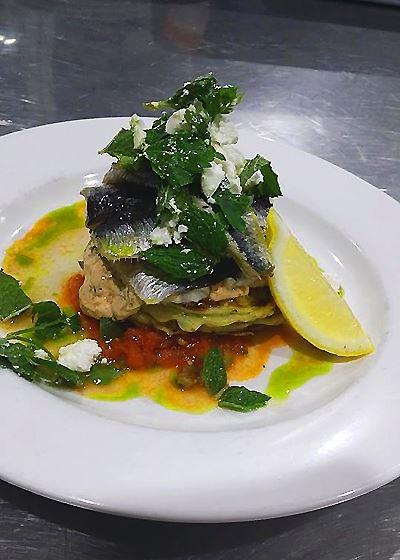 The Teal Turtle Cafe - Hobart Tourism 8