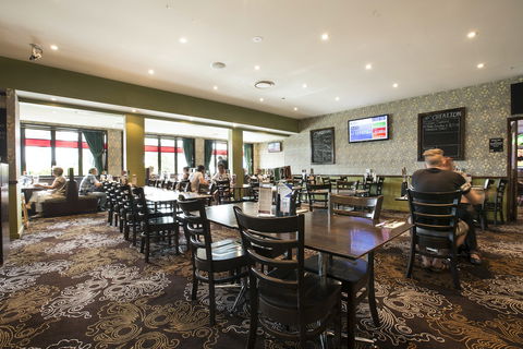 Irish Finnegans - Thuringowa Central - Hobart Tourism 0