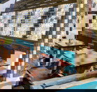 Flinders Island Bakery - Hobart Tourism