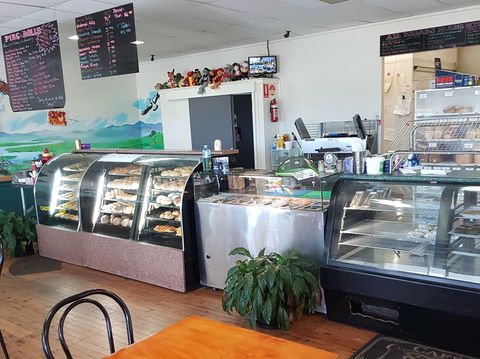 Plantation Organic Bakery - Tourism TAS 2