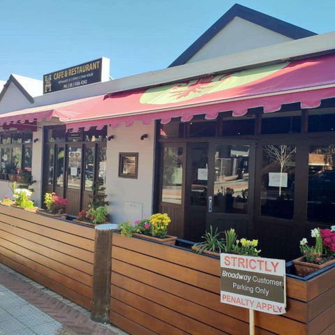 Vina H Cafe And Restaurant - Hobart Tourism 0