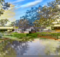 Jaeschkes Hill River Clare Estate - Hobart Tourism