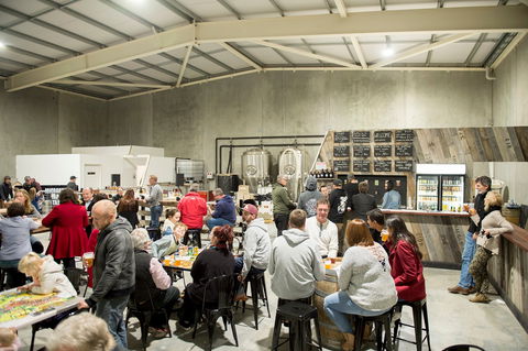 Left Barrel Brewing - Hobart Tourism 0
