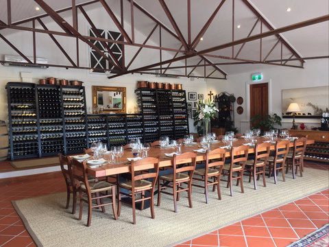 St Maur Wines - Tourism TAS 2