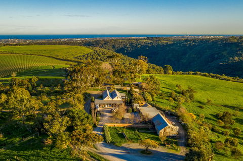 Samuel's Gorge Winery - Hobart Tourism 0