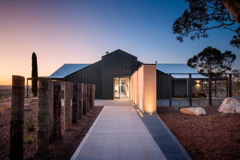 Petaluma Cellar Door - Hobart Tourism 0
