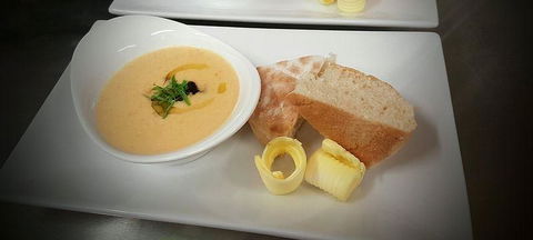 The Parkview Restaurant - Hobart Tourism 3