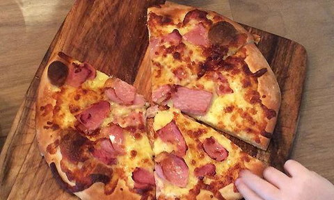 Boulevard Pizzeria - City Beach - Tourism TAS 7