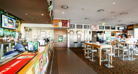 Pelican Waters Tavern - Hobart Tourism 1