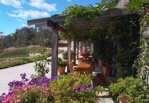 Merchants Of No Sense - Hobart Tourism 0