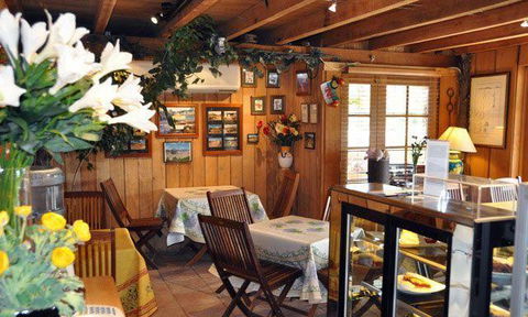 Merchants Of No Sense - Hobart Tourism 6