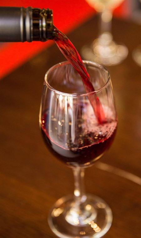Black Swan Winery & Restaurant - Tourism TAS 4
