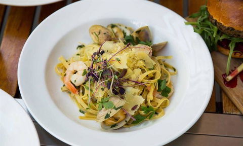 Black Swan Winery & Restaurant - Tourism TAS 5