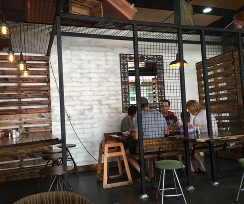 Page 27 Cafe - Tourism TAS 0