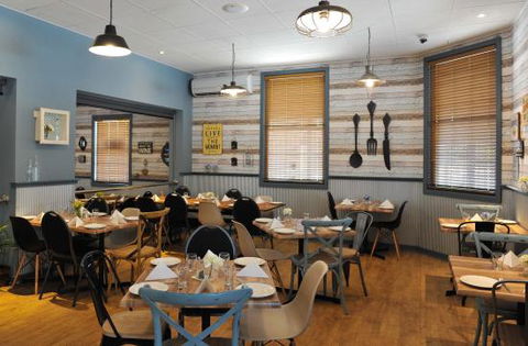 Bushrangers Bar & Brasserie - Hobart Tourism 5