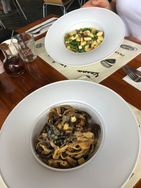Italian Marina Pizza Restaurant - Hobart Tourism 5