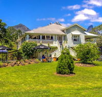 Maviss Kitchen  Cabins - Hobart Tourism