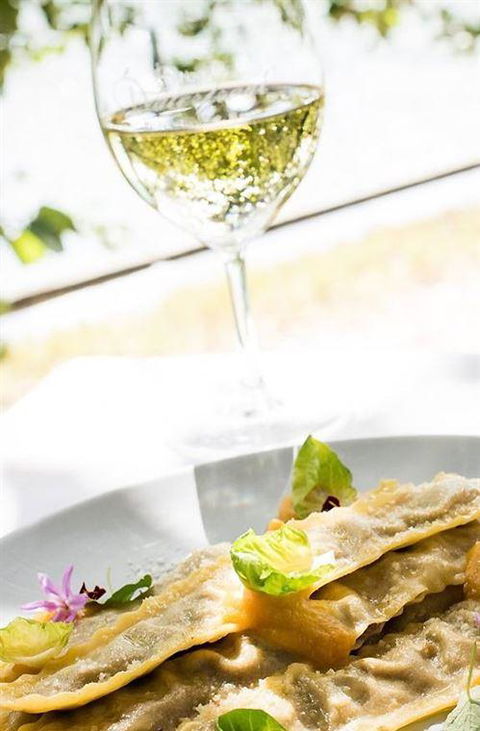 Noosa Waterfront Restaurant - Hobart Tourism 4