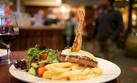 Settlers Tavern - Hobart Tourism 10