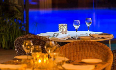 The Deck Poolside Bar & Restaurant - Hobart Tourism 2