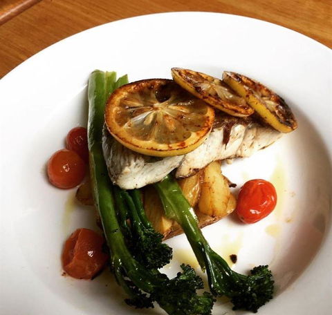 Cormorant Bay Cafe - Hobart Tourism 14