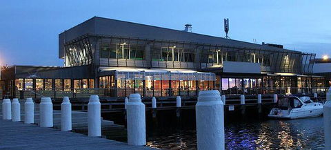 Three Monkeys Coffee & Tea House - Hobart Tourism 19