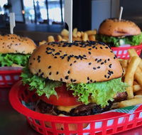 Grunske's by the River - Hobart Tourism