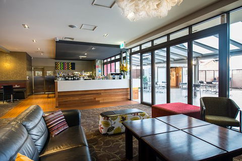Cooleys Hotel - Hobart Tourism 0