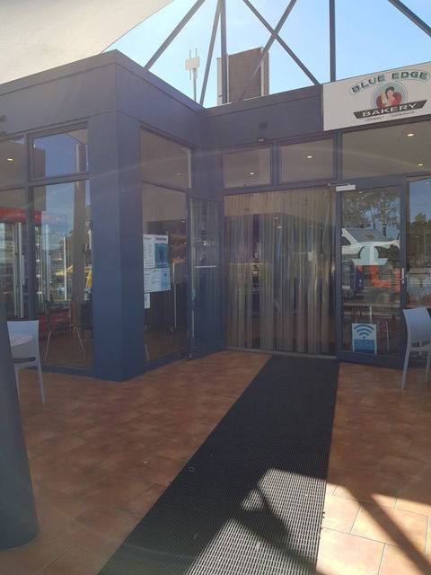 Blue Edge Bakery Bicheno - Hobart Tourism 3