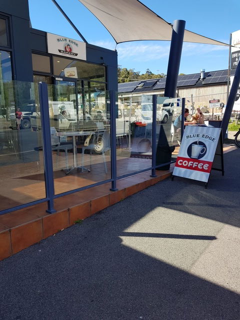 Blue Edge Bakery Bicheno - Hobart Tourism 4