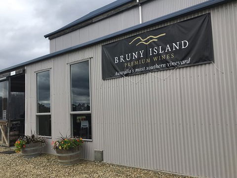 Bruny Island Wines Grill - Hobart Tourism 0